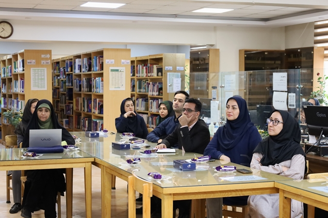 رونمایی از درسنامه جامع روش‌های ارزیابی در آسیب شناسی گفتار و زبان